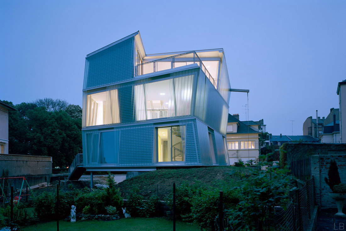 法國(guó)U型玻璃住宅